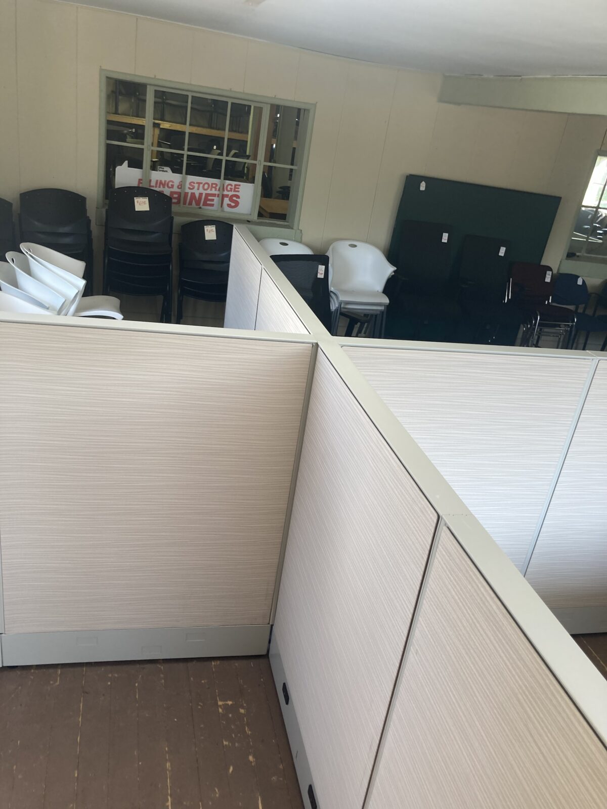 Used-  Boulevard Office Dividers ( like new) (4) pods available